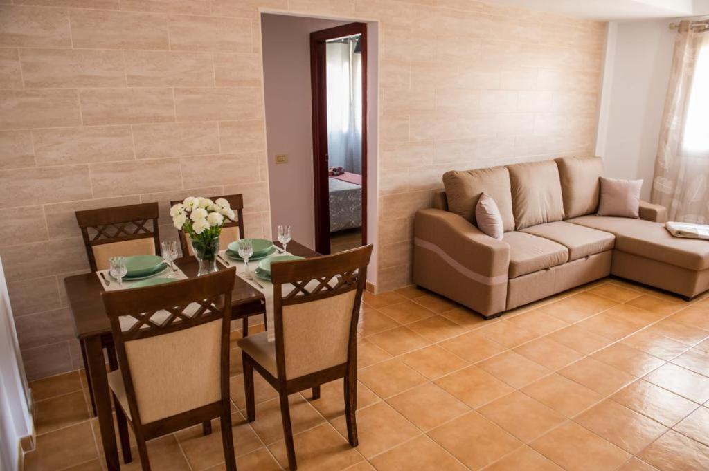 Apartament Sardina Near The Beach With Pool And Wifi E Gáldar Buitenkant foto